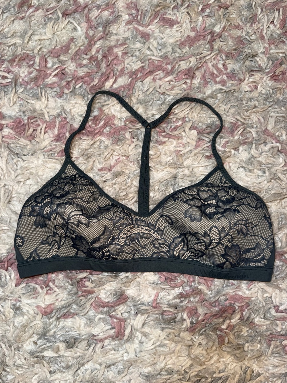 Lululemon bra 8